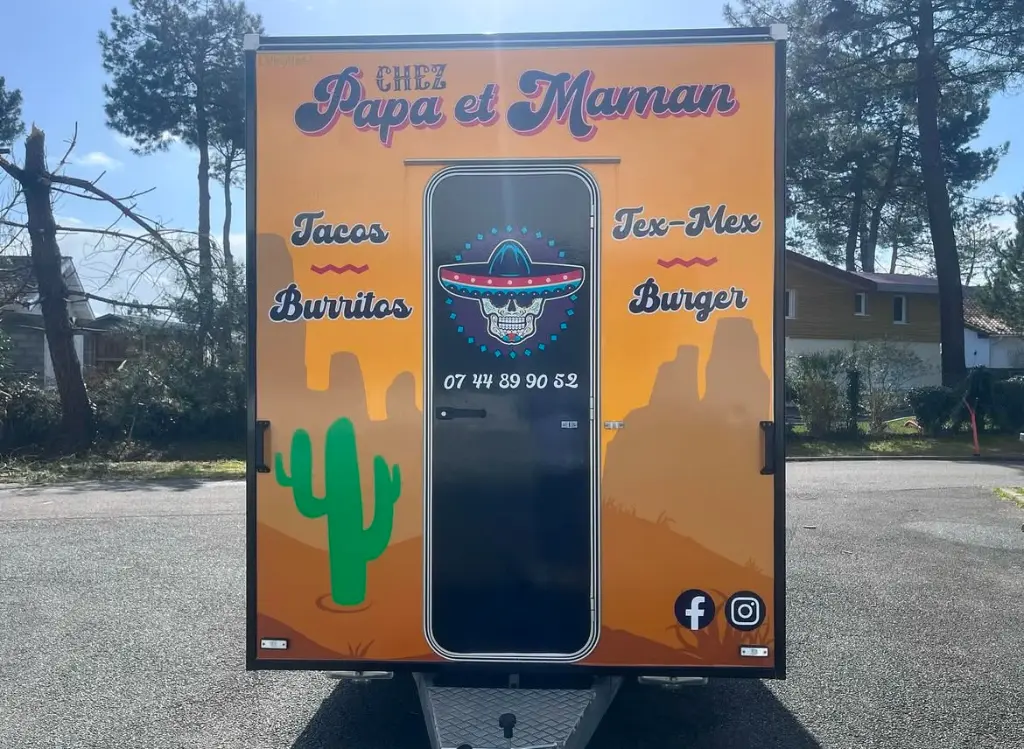 Covering et marquage personnalisé d'un food truck