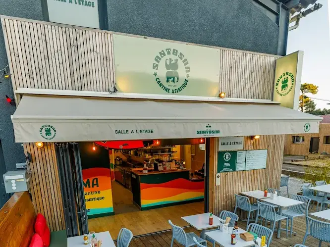 Enseigne et panneau extérieur de restaurant