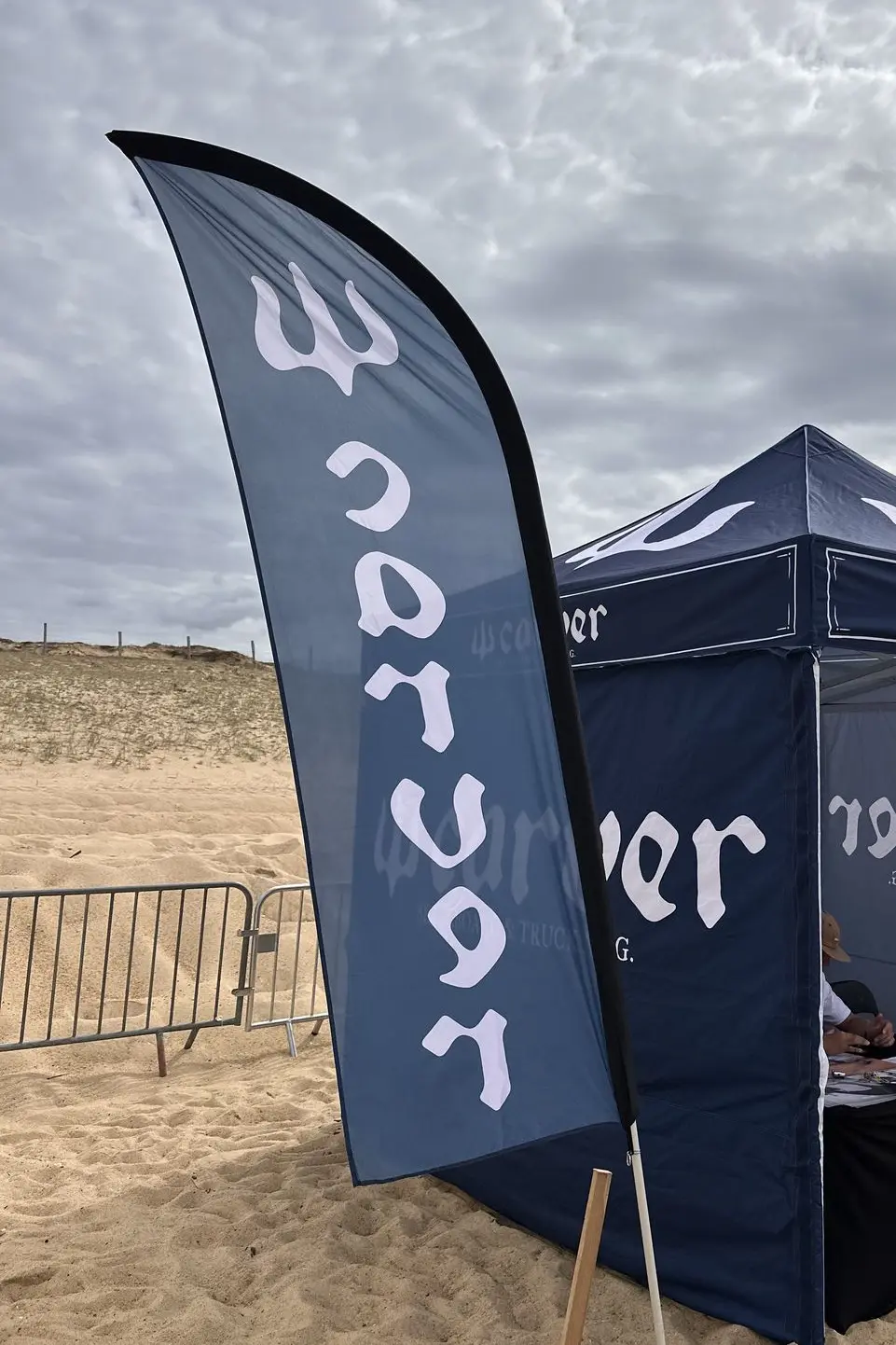 Oriflamme extérieur personnalisé pour un évènement