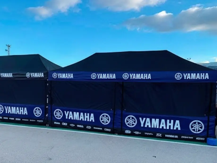 Tente personnalisé pour manifestations sportives