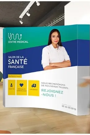 Stand parapluie personnalisé pour signalétique et communication d'exposition