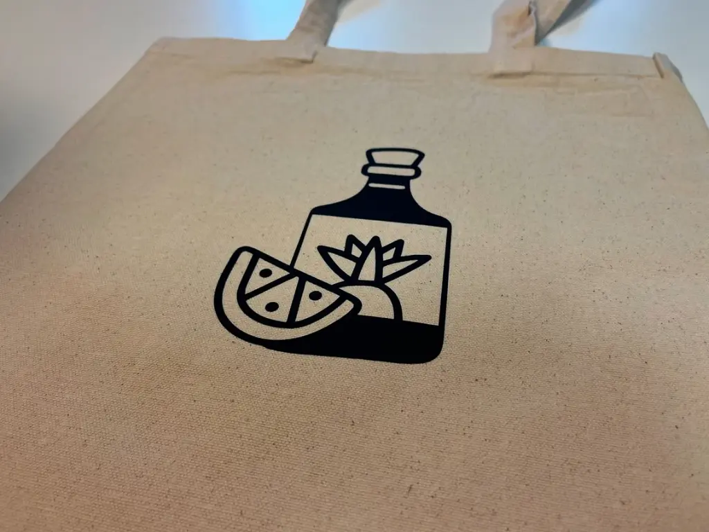 Création de tote bag sur mesure avec design unique